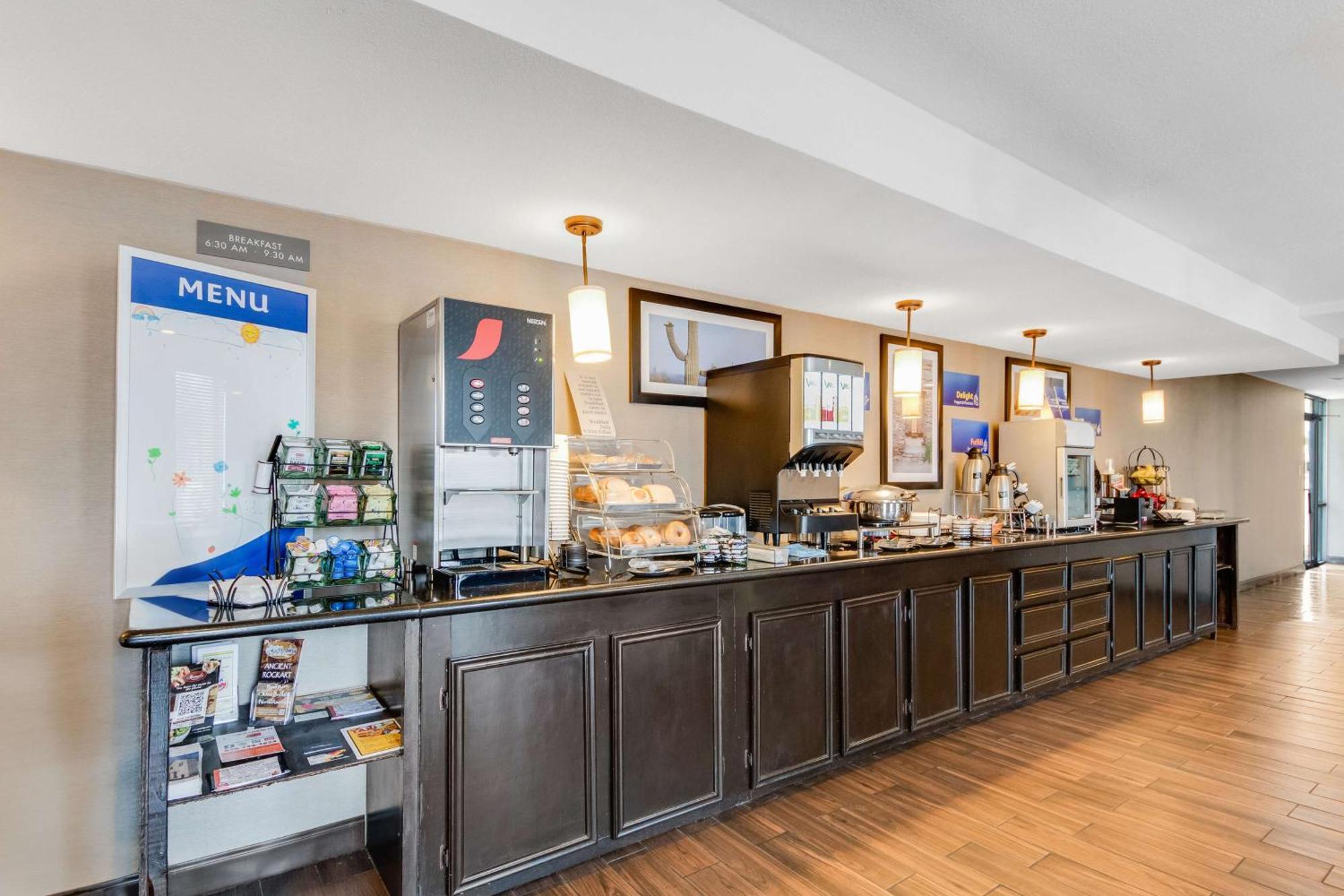Best Western Inn Of Del Rio Bagian luar foto