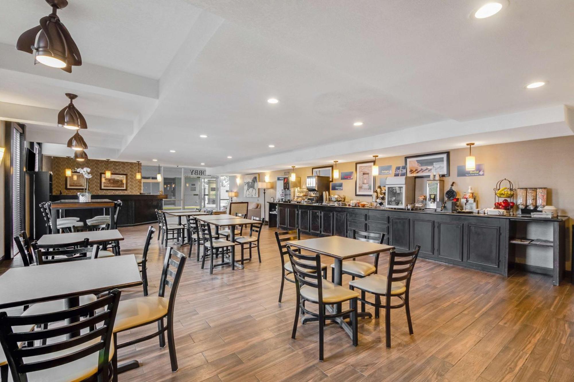 Best Western Inn Of Del Rio Bagian luar foto