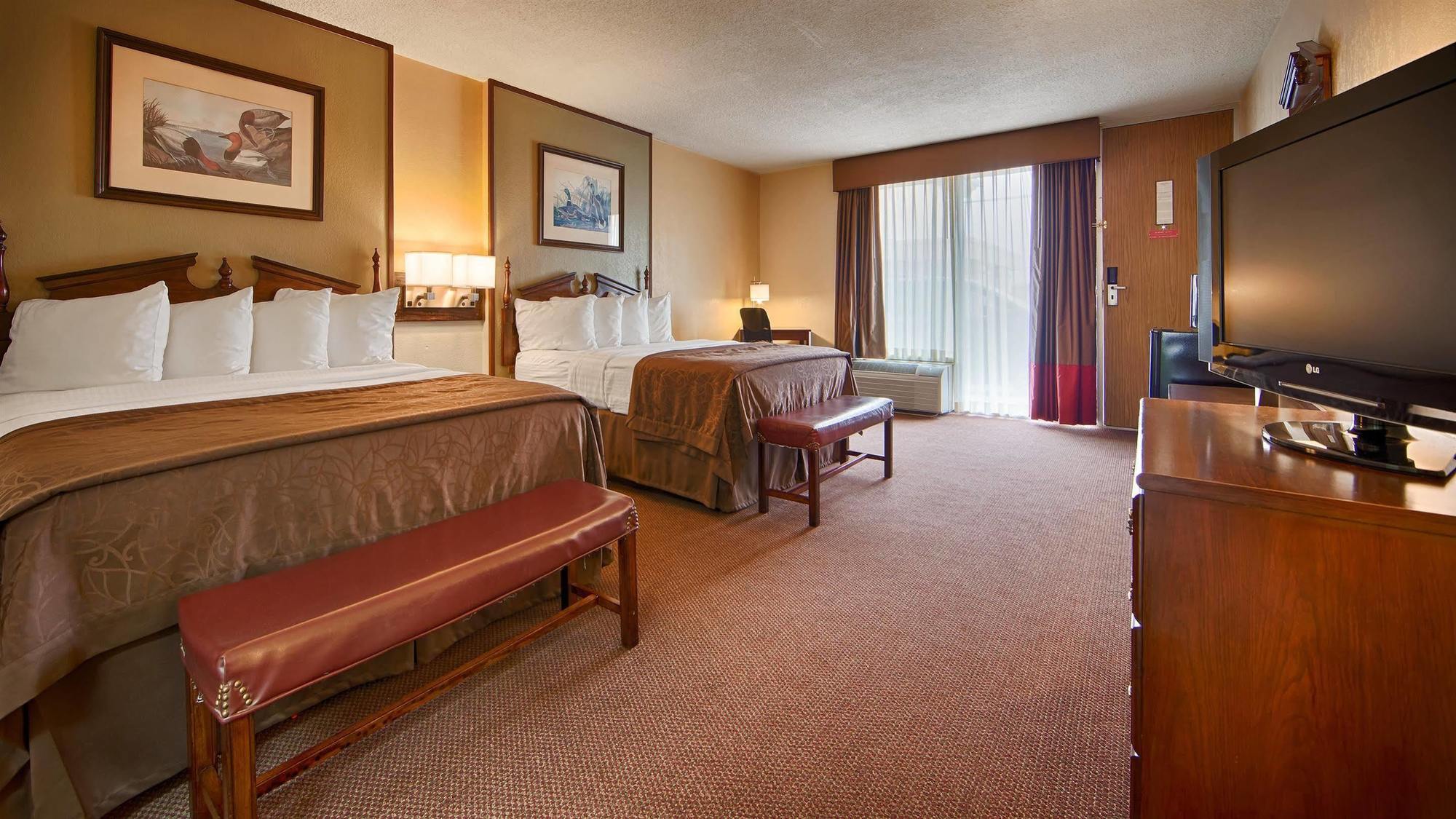 Best Western Inn Of Del Rio Bagian luar foto